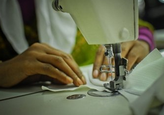 嘉興如歌服飾有限公司