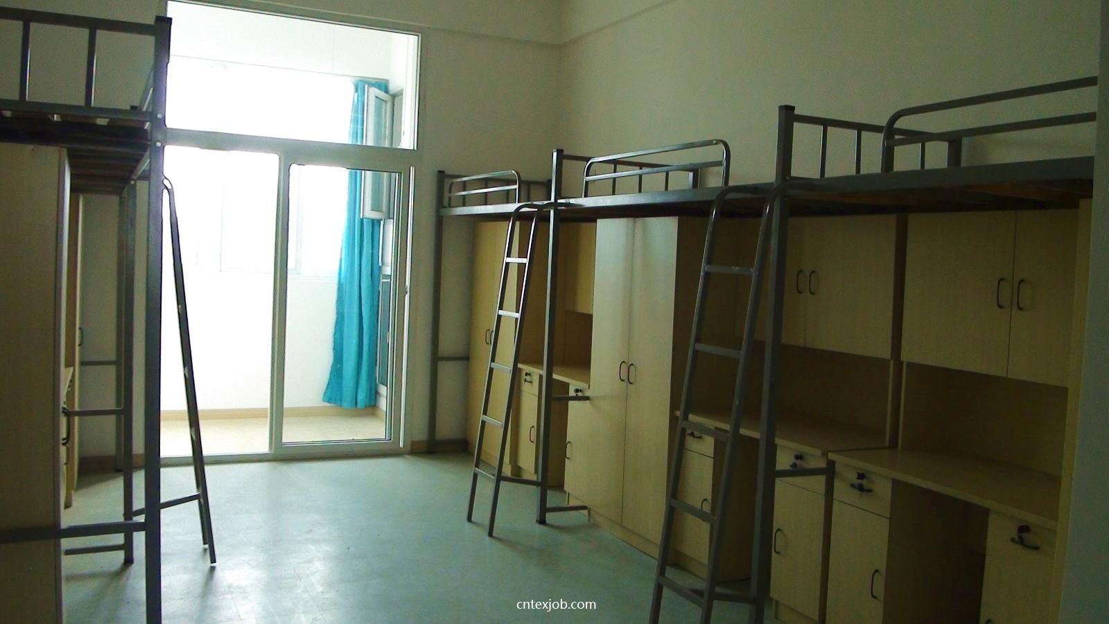 5大學(xué)生公寓.jpg